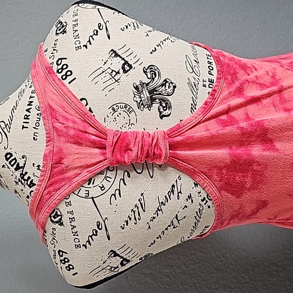 Razor Back Tank - Picture 5 of 6